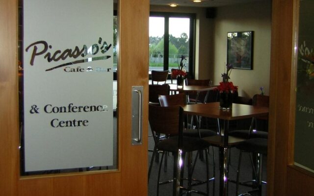 Rosebank Lodge
