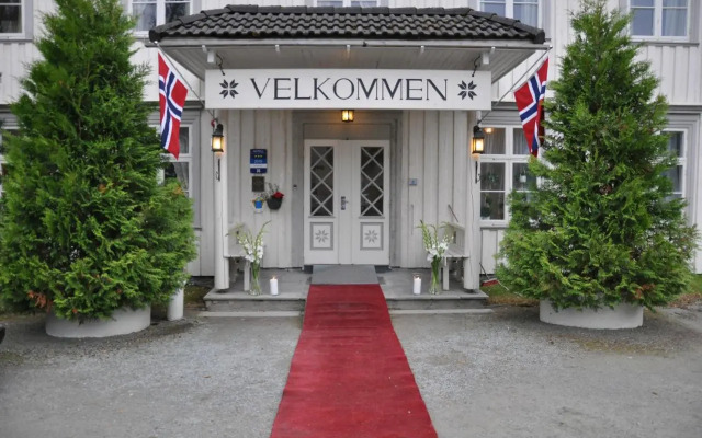Selbusjøen Hotel & Gjestegård