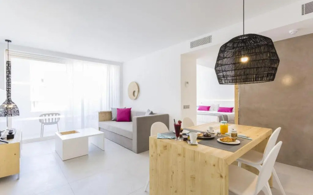 One Ibiza Suites
