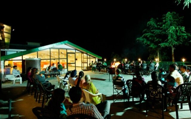 Grand View Hotel Near Bus Stand