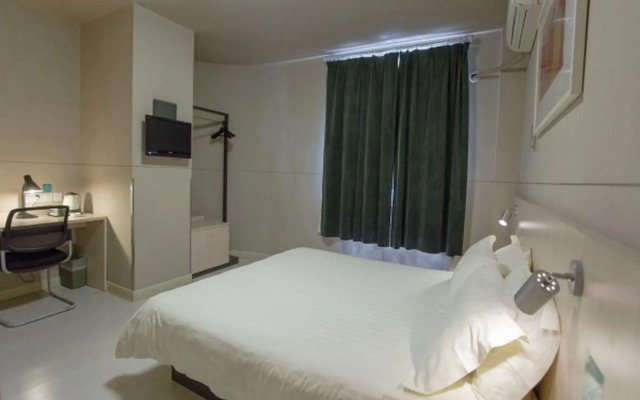 Jinjiang Inn Shanghai Lujiabang Road