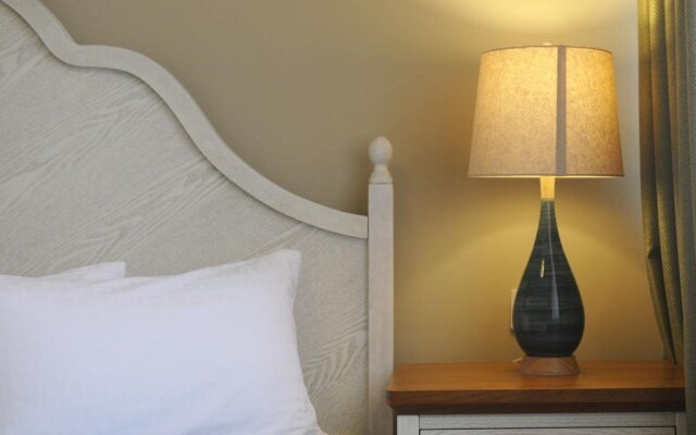 Coloroom Hotel