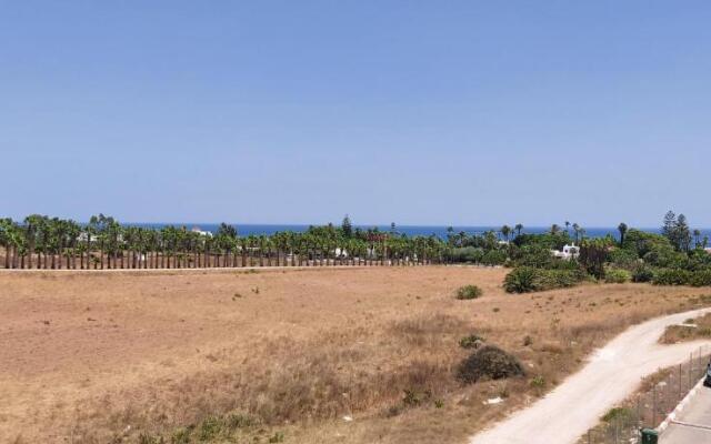 Colina smir appartement en résidence avec piscine Mdiq