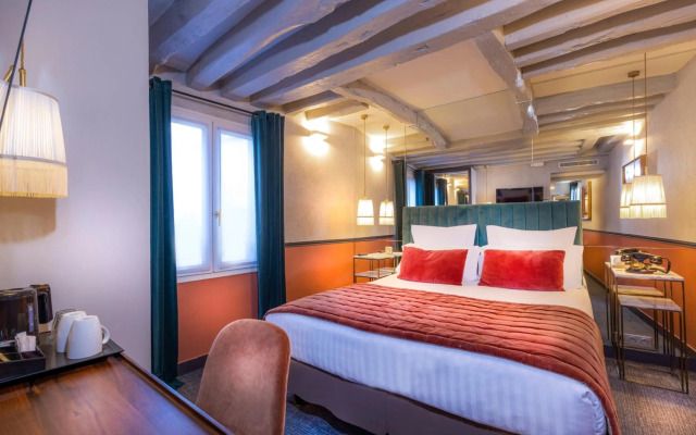 Dauphine Saint Germain Hotel