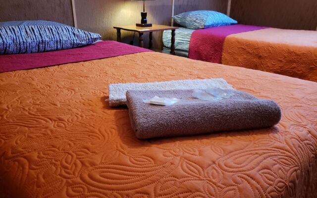 Antiguos Bed and Breakfast