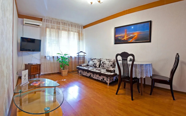 Lessor Apartments