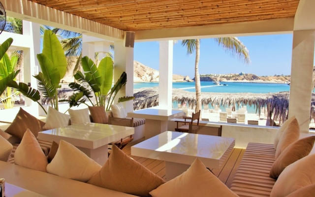 Muscat Hills Resort