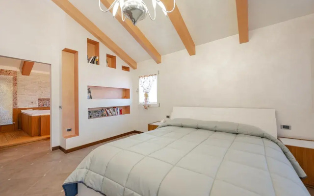 Luxury Burano Penthouse - Lagoon View
