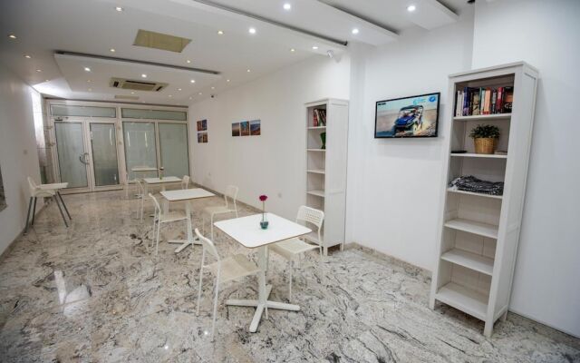Lilly City Center Hostel