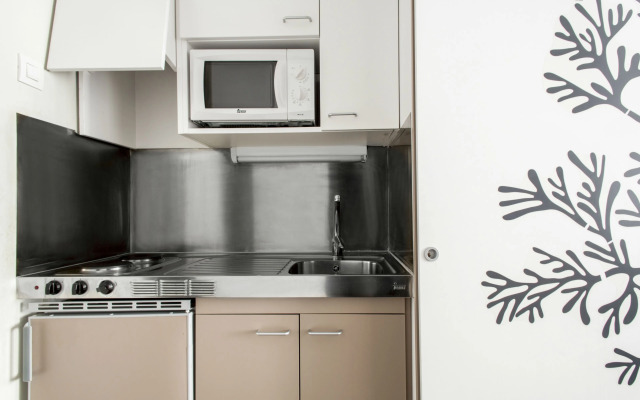 Residencia Universitaria Resa Roberto de Nobili