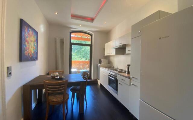 English Romance Exclusive Apartments