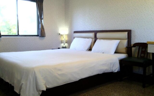 Lev 77 Hostel