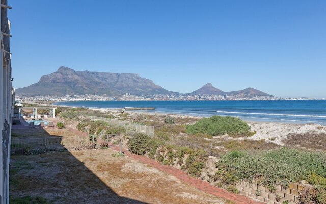 Leisure Bay 225 By Ctha