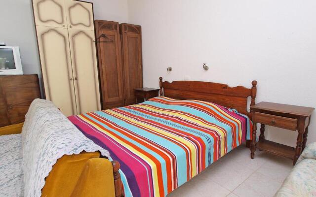Apartment 820