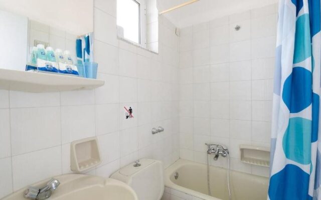 Antomar Apartments and Studios