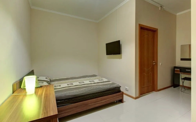 Brusnika U Metro Izmajlovskaya Mini-Hotel