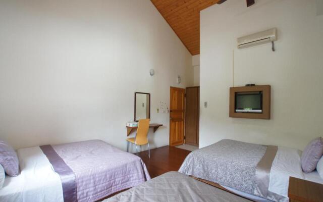 Music House Homestay