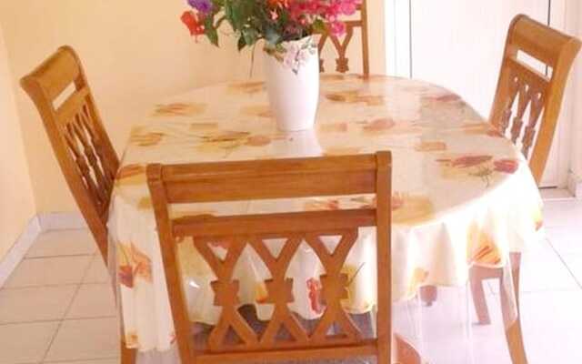 Apartment with 2 Bedrooms in Le Vauclin, with Wonderful Mountain View, Enclosed Garden And Wifi - 1 Km From the Beach