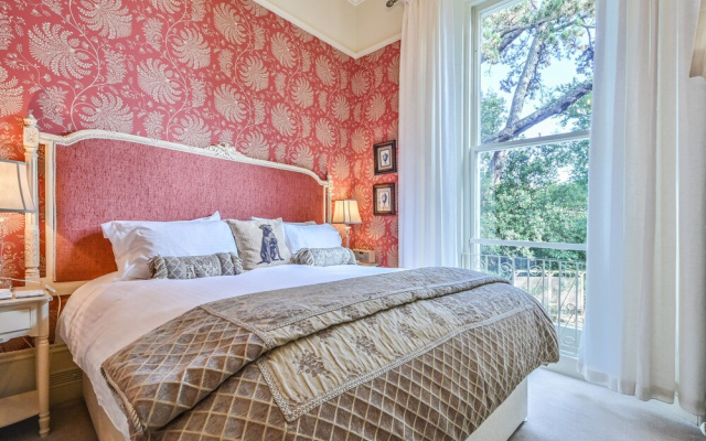 Muntham Deluxe Apartment 3