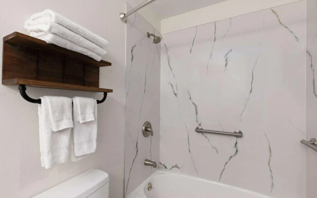 Ramada by Wyndham Studio Suites Dothan
