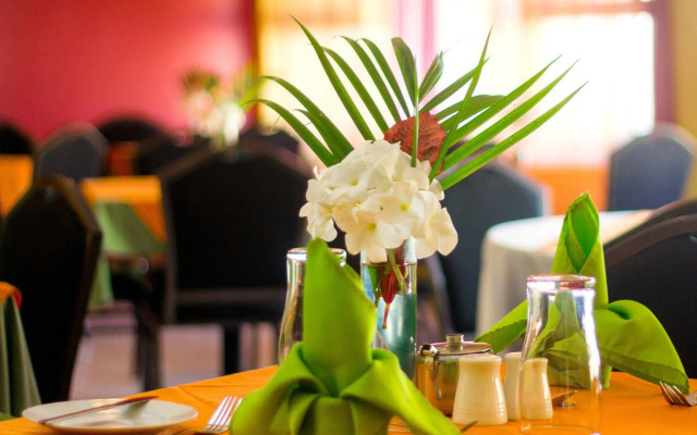 Bay Gardens Inn