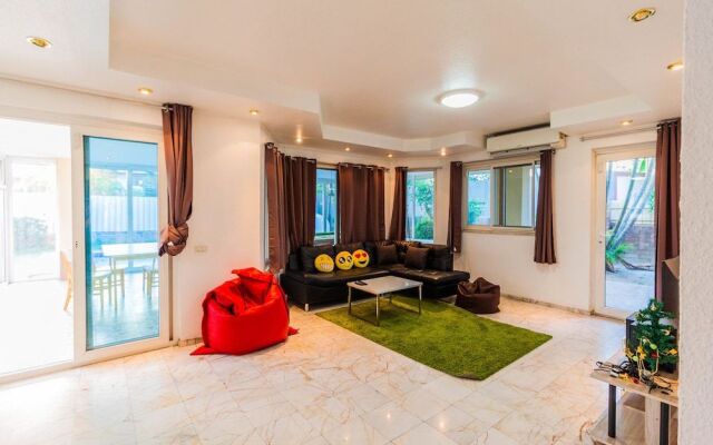 Fairys House Pool Villa