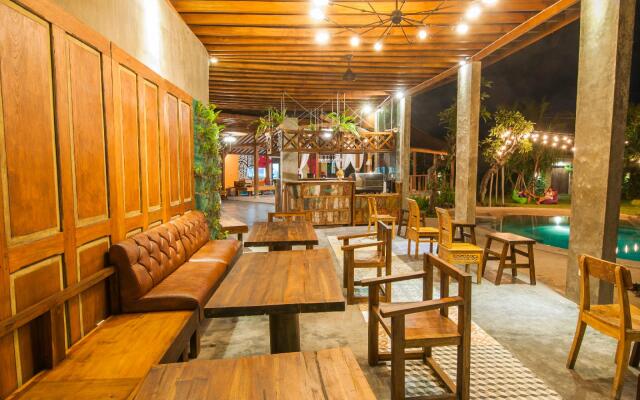 Anyar Sari Villa