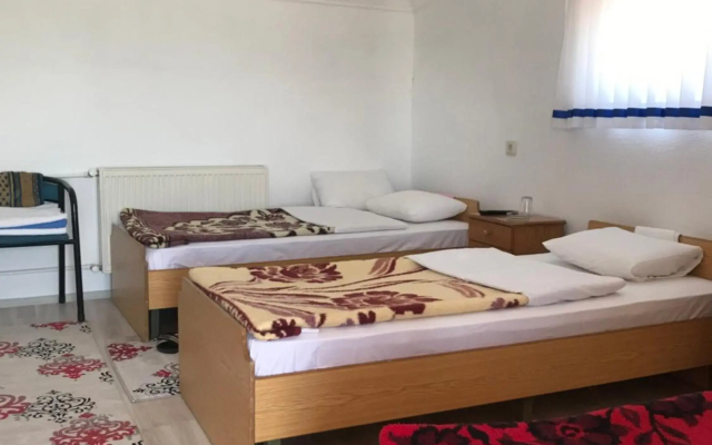 Gumus Hotel