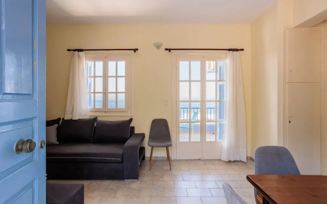 Seaview Getaway With Pool Panoramic Views