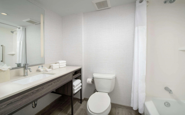 Hilton Garden Inn Miami Brickell South