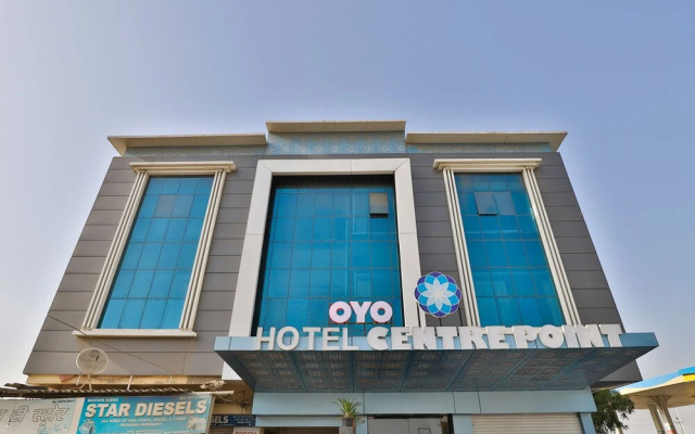 OYO 30559 Center Point