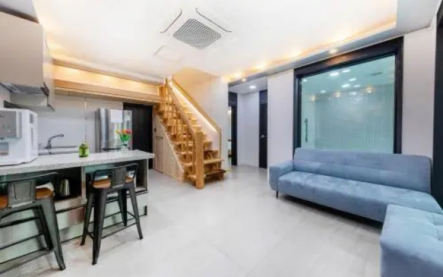 Milyang Ajour Kids Poolvilla