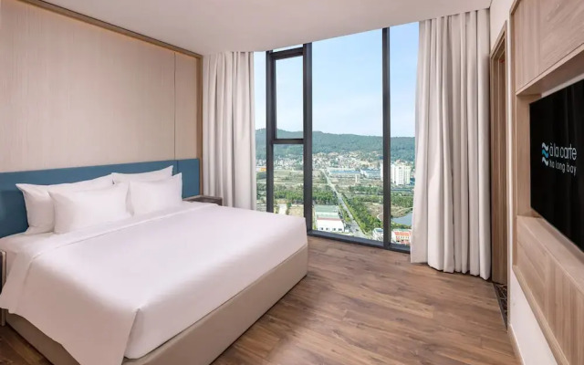 A La Carte Ha Long Bay Residence