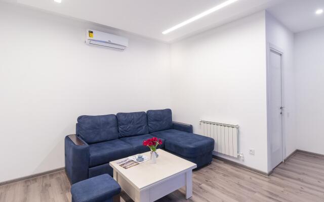 Stay Inn (Stay Inn) on Sayat-Nova Avenue 33
