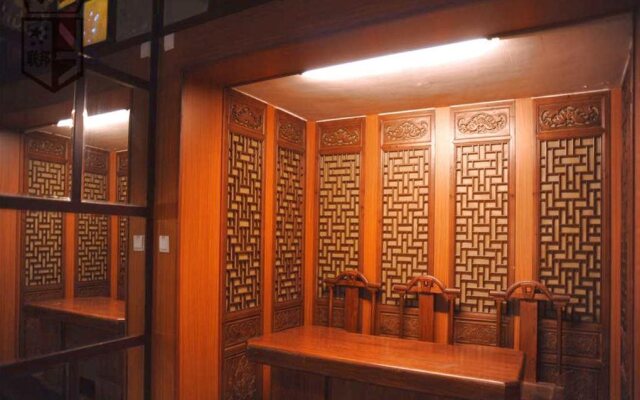Lianbang Housekeeping Department