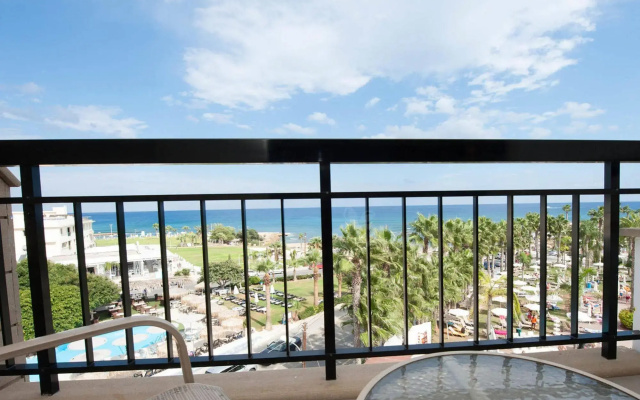 Anastasia Waterpark Beach Resort