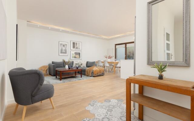 3 Bedroom Apartment by Renters
