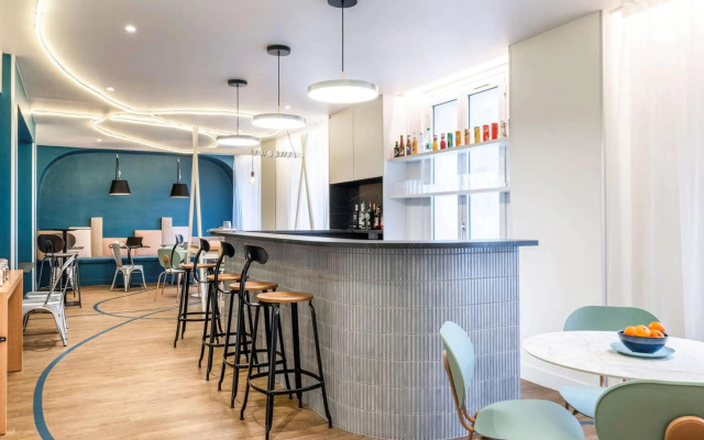 ibis Styles Asnieres Centre Hotel