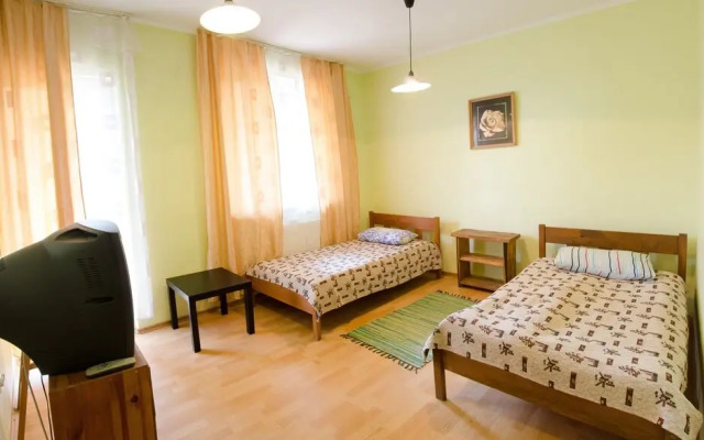 Hotel Dzvinka
