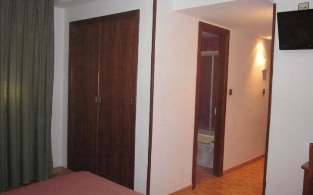 Hotel Elena Maria