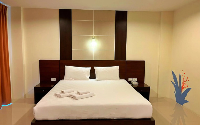 Peak Boutique City Hotel