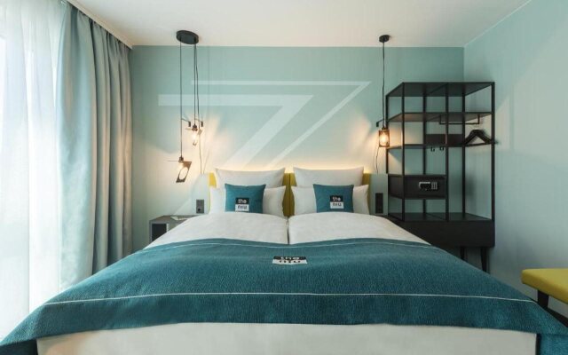 Holiday Inn - the niu, Seven Dusseldorf Ost by IHG