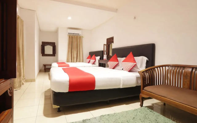 OYO 188 Nely Murni Residence