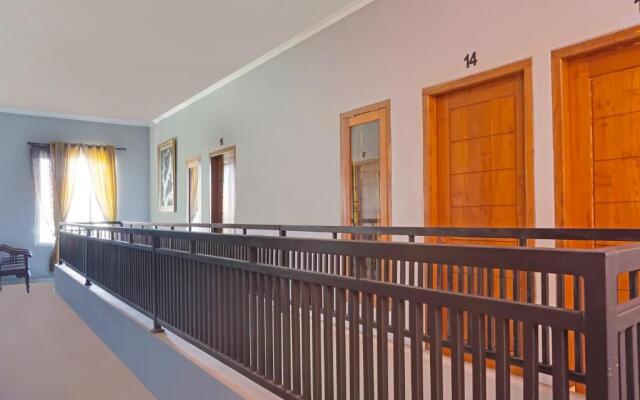 Collection O 91726 Alif Ab11 Syariah