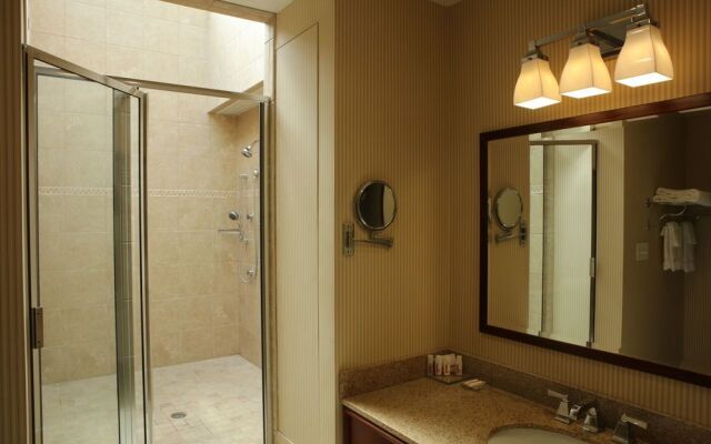 Ramada Plaza Cincinnati Sharonville