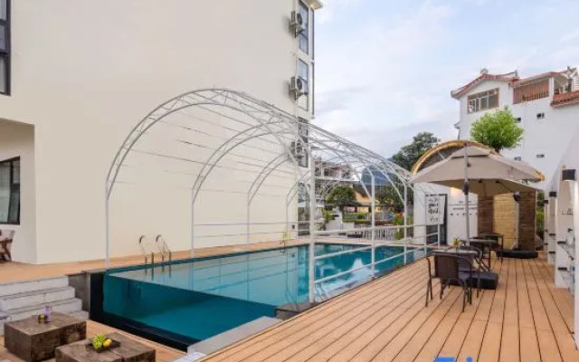 Yunyue Shanyu Homestay (Shili Gallery Yulonghe Branch)