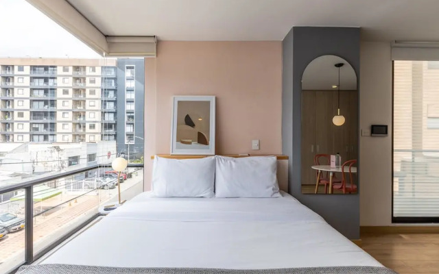 w Comfortable Loft in Santa Ana