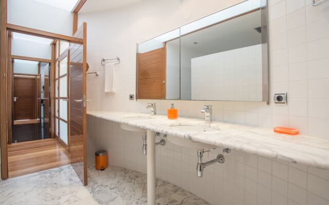 Luxury Beachfront Villa in Tarragona TH 63