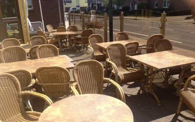 Hotel Restaurant Flora