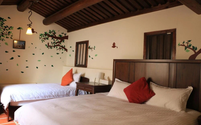 Longmen Inn Bed and Breakfast